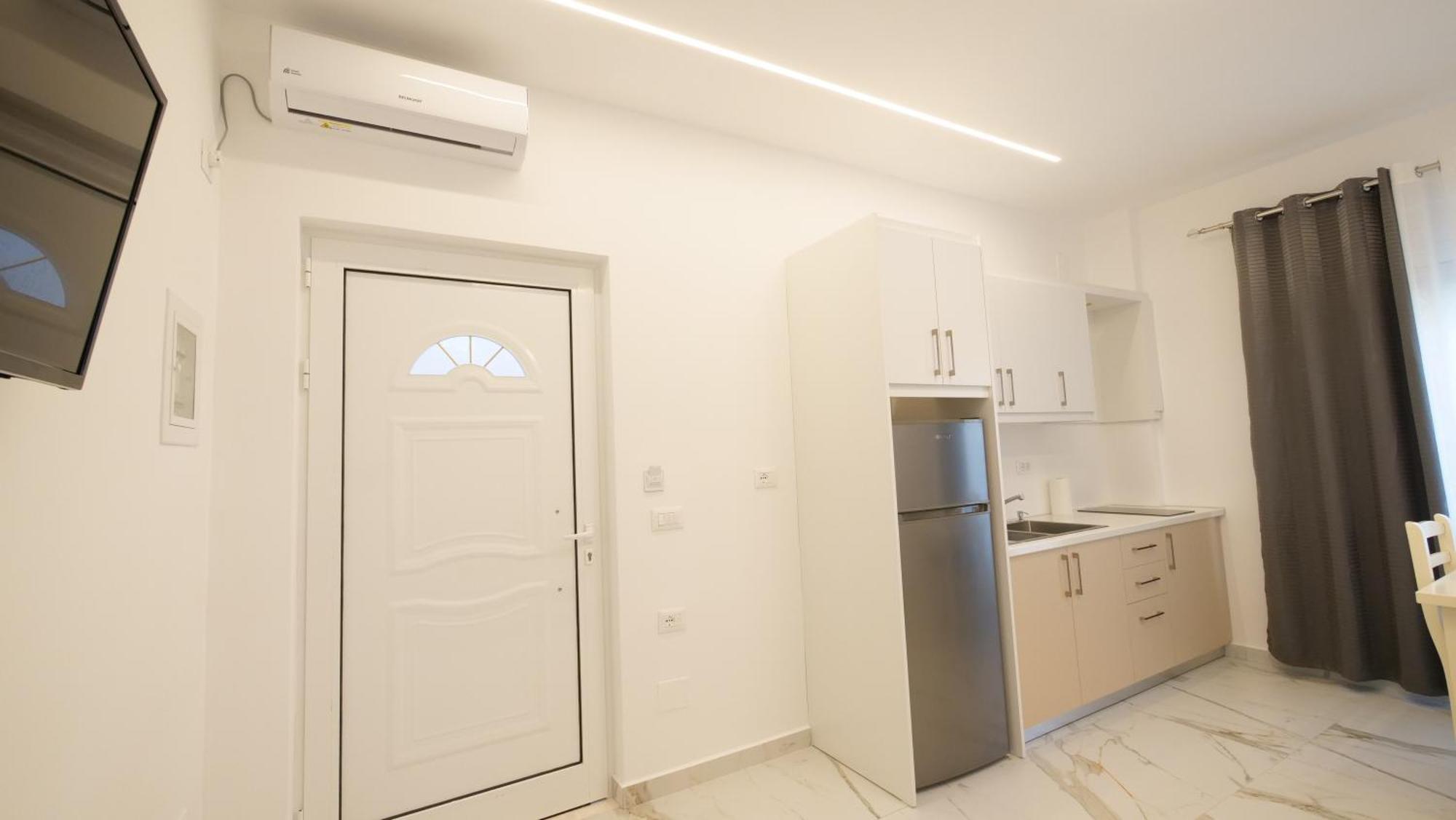 Blue Mare Apartments Sarandë Eksteriør bilde