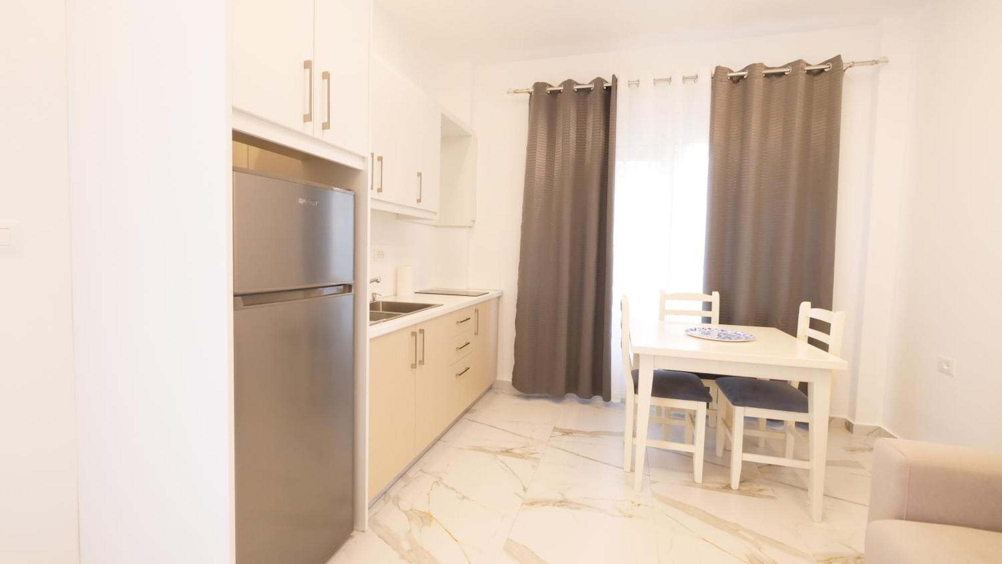 Blue Mare Apartments Sarandë Eksteriør bilde