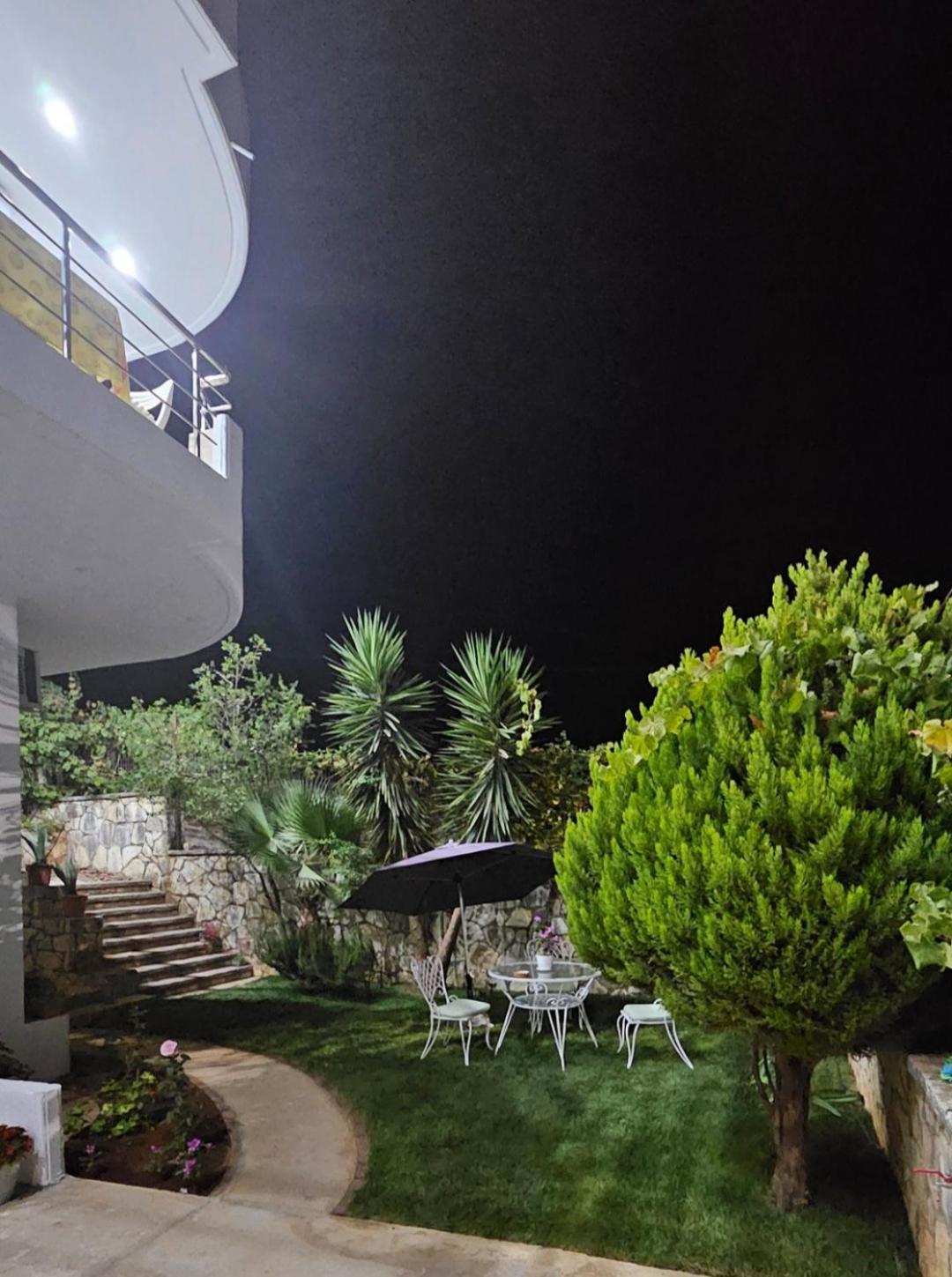 Blue Mare Apartments Sarandë Eksteriør bilde
