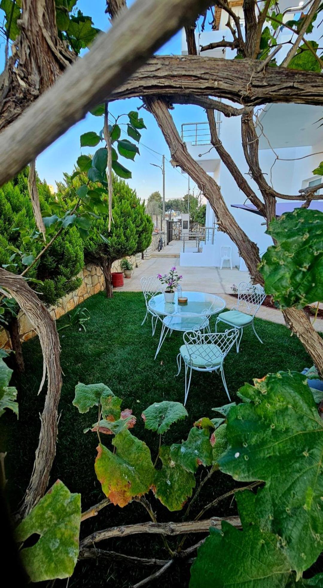 Blue Mare Apartments Sarandë Eksteriør bilde